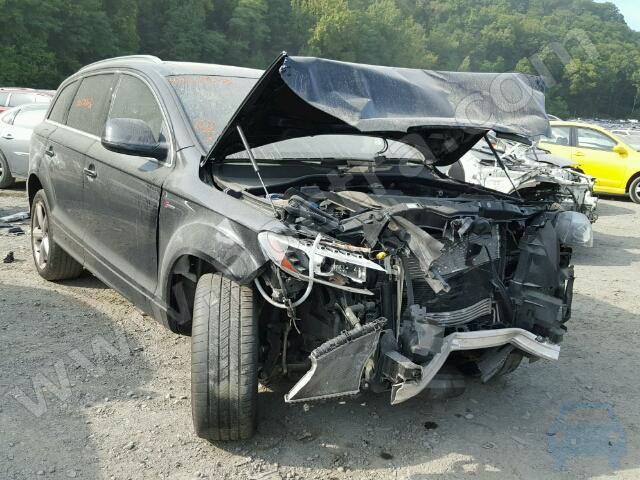 2015-Audi-Q7-front-right-40377827