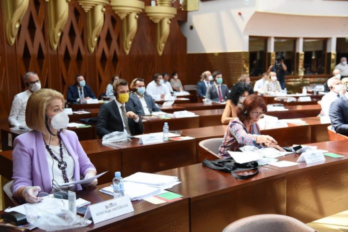 Izbor-na-nova-vlada-Sobranie-2020-21-696x464