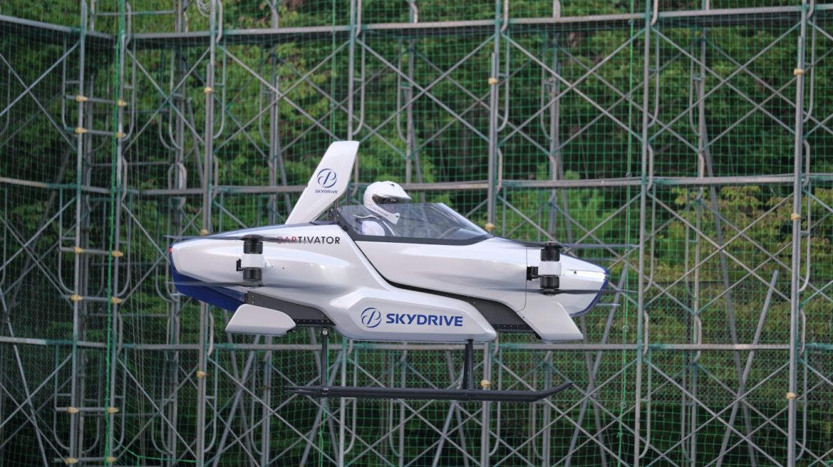 flying_car_skydrive_1598616015615