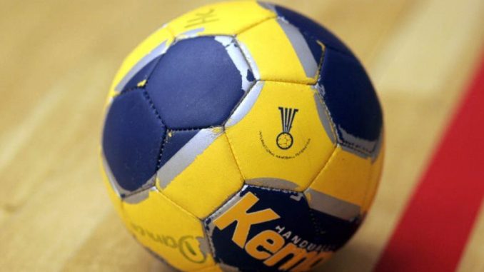 hand-780x470-678x381