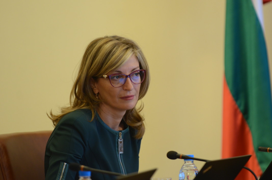 6c66b80c08749a0bf3d4892a54eec56f