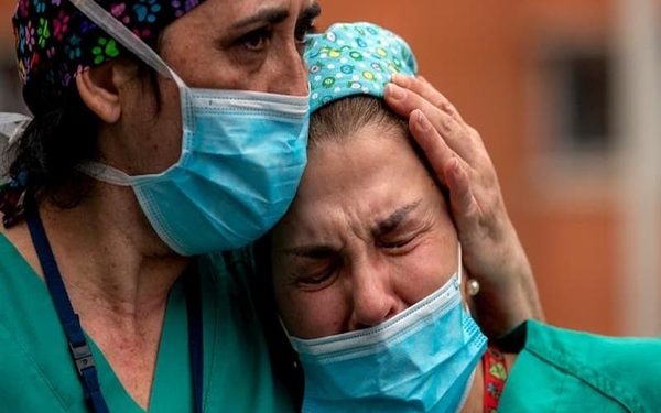 Italija-coronavirus-dottori-600x375