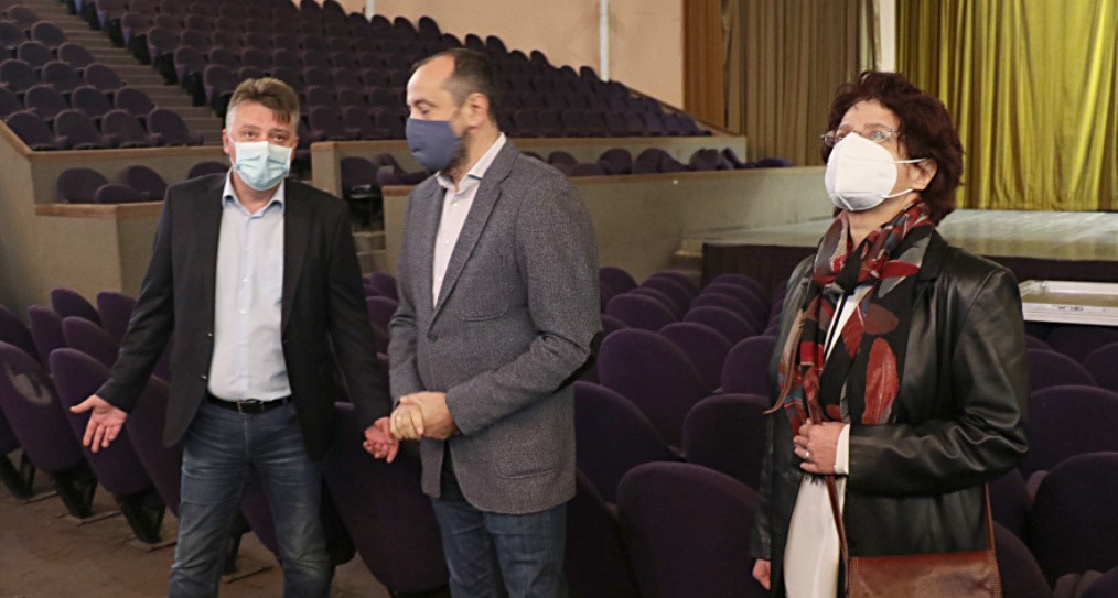 silegov-stefoska-i-betiki-univerzalna-sala1-07.11.2020