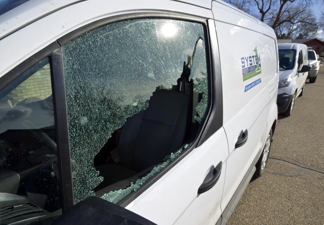 skresn prozor vozilo