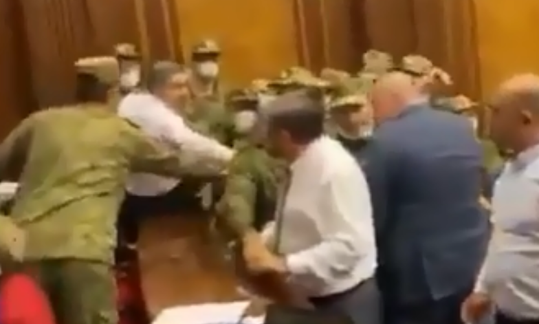 tepacka ermenski parlament 1