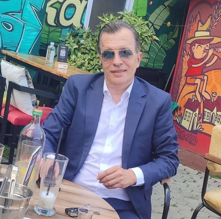 240786797_219575380182497_6975016787768245842_n