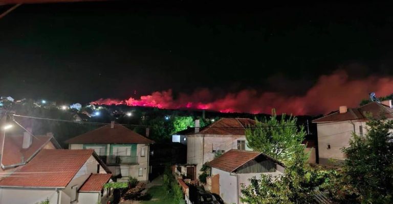 pehcevo_pozar_23424242-qrwoocukivntx11w1zi4rl9vawko9xkxbm4082rag0