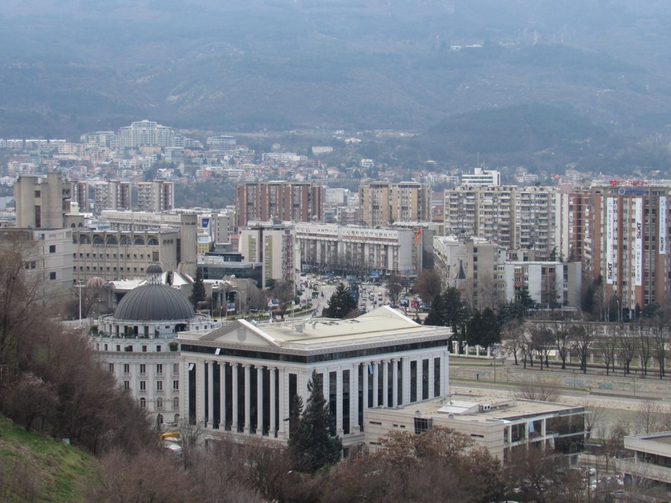 skopje-panorama-na-gradot-1-e1622103810347