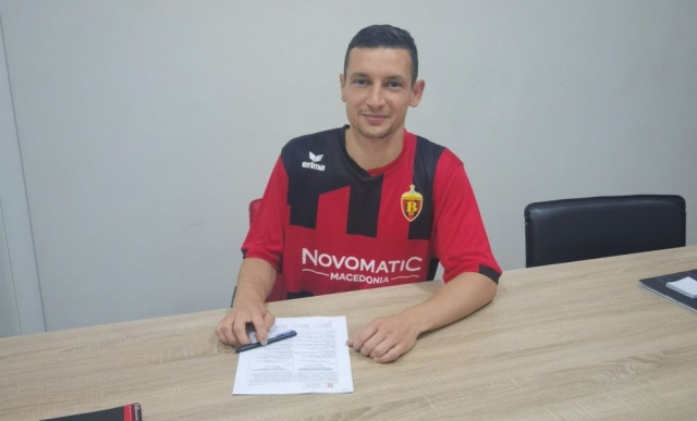 263727-mega-zasiluvanje-za-vardar-david-babunski-e-crveno-crn