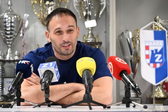 264248-karachikj-teshko-e-da-se-igra-vo-bitola-toa-e-mnogu-zhezhok-teren