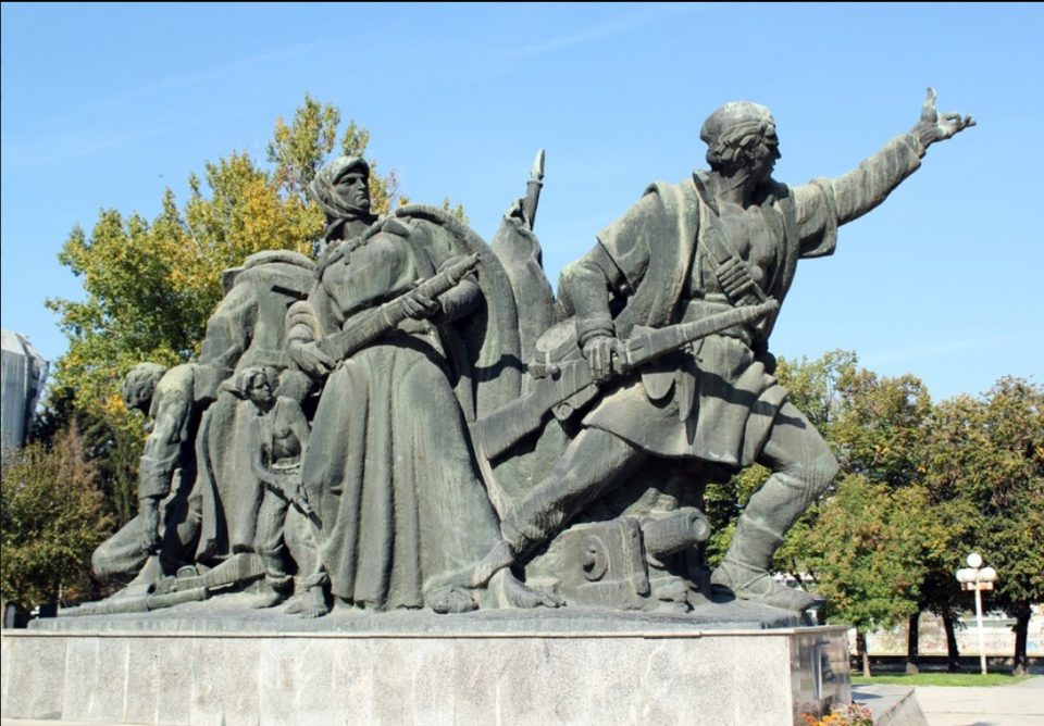 spomenik-osloboditeli-na-skopje