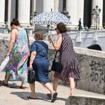 Сончево и топло време денеска, за викендот температури и над 40 степени zesko-toplo