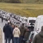 (Видео)Километарски колони на полско-украинската граница: Се чека и до 50 часа поради воздушните напади Screenshot 2026-10-18 100534
